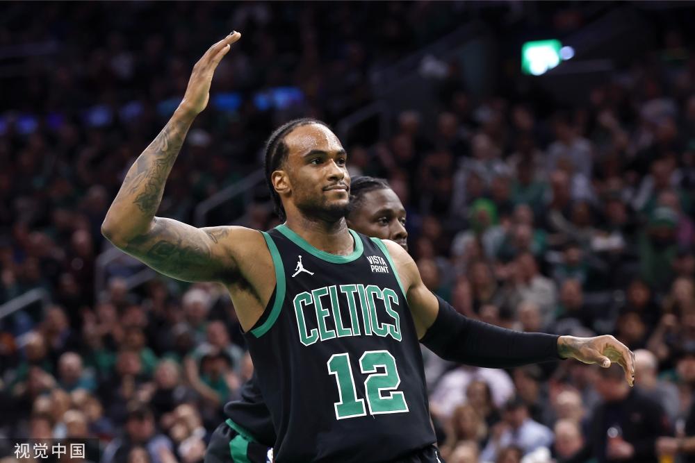 的大胆穿着 的大胆穿着